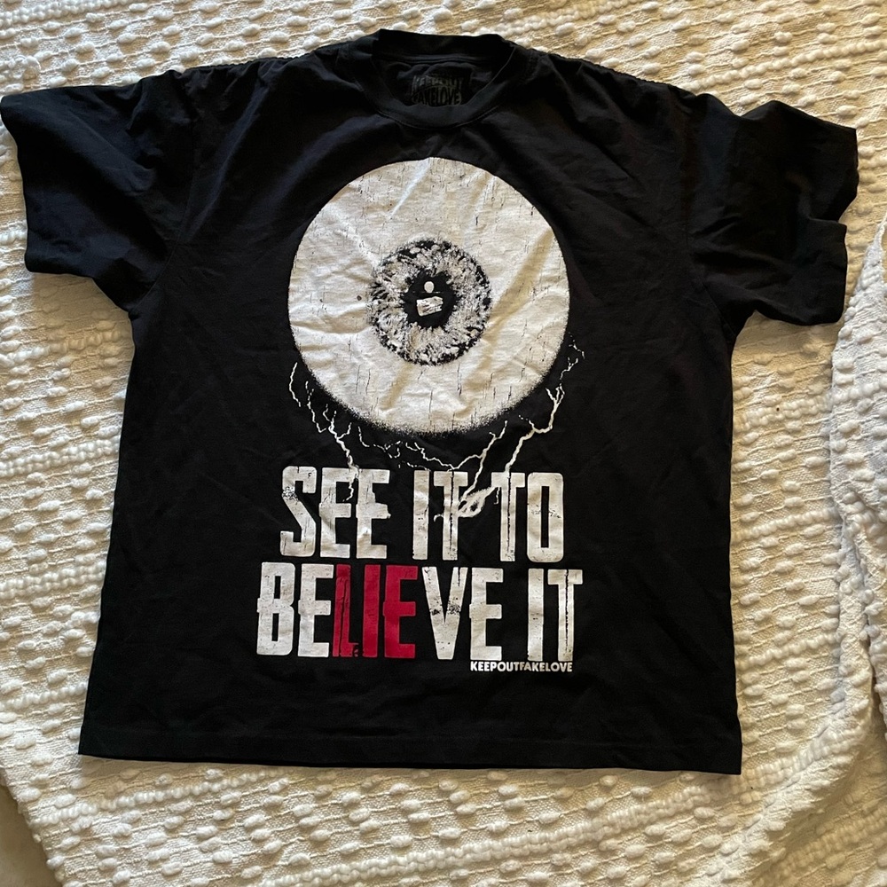 Black Graphic Men's T-Shirt